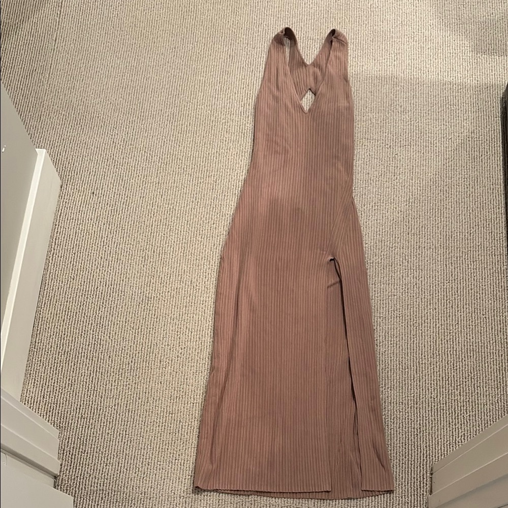Elegant Brown Sleeveless Dress